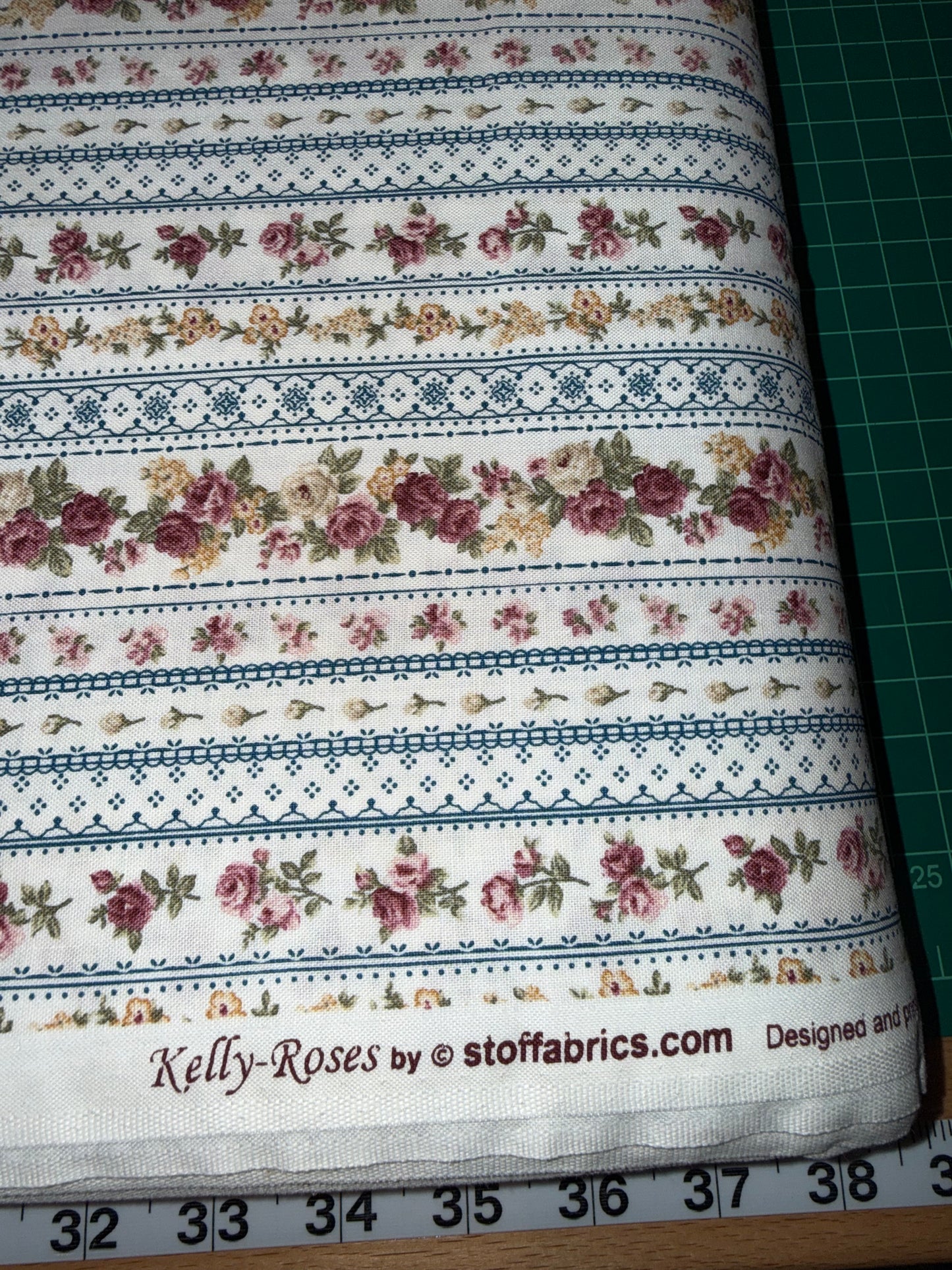 Stoffabrics Kelly-Roses Quilting Cotton – Vintage Rose Stripe Floral | 44/45" Wide