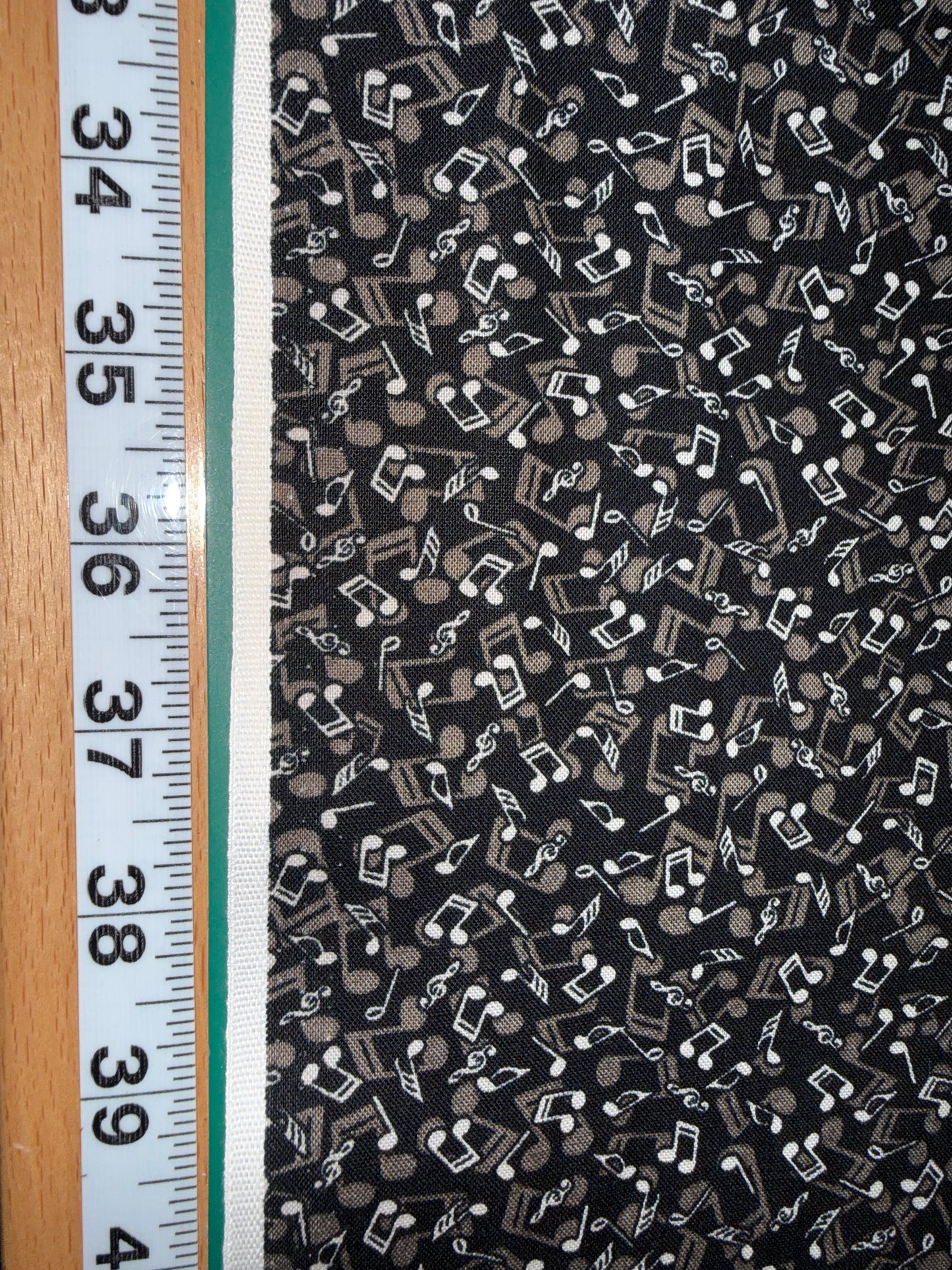 Best Bits Musical Notes Quilting Cotton Fabric by Stoffabrics – 44/45 Inches Wide – Black Music Print