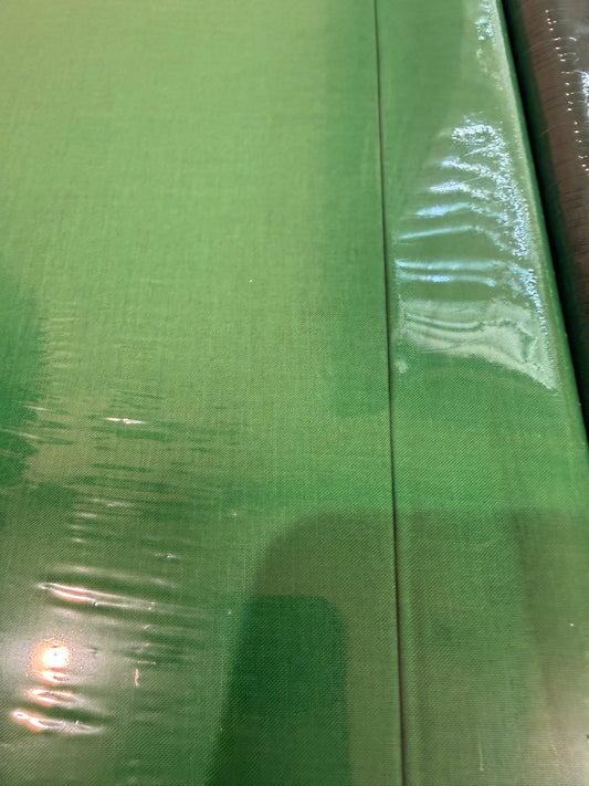 Kelly Green Solid Cotton Fabric – 100% Cotton – 44" Wide – Full 8 Yard Bolt – Quilt Weight