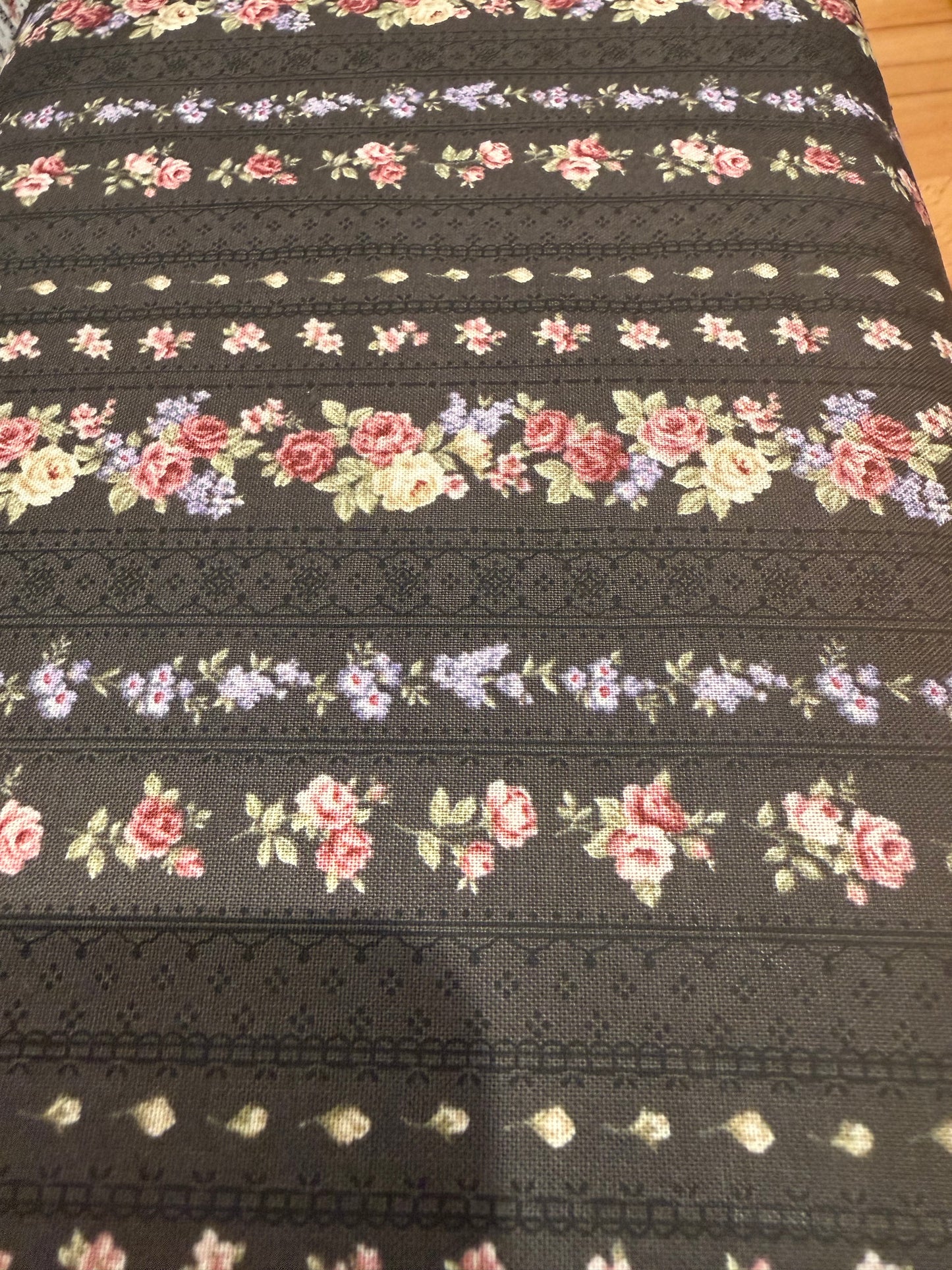 Stoffabrics Kelly-Roses Quilting Cotton – Vintage Rose Stripe Floral | 44/45" Wide