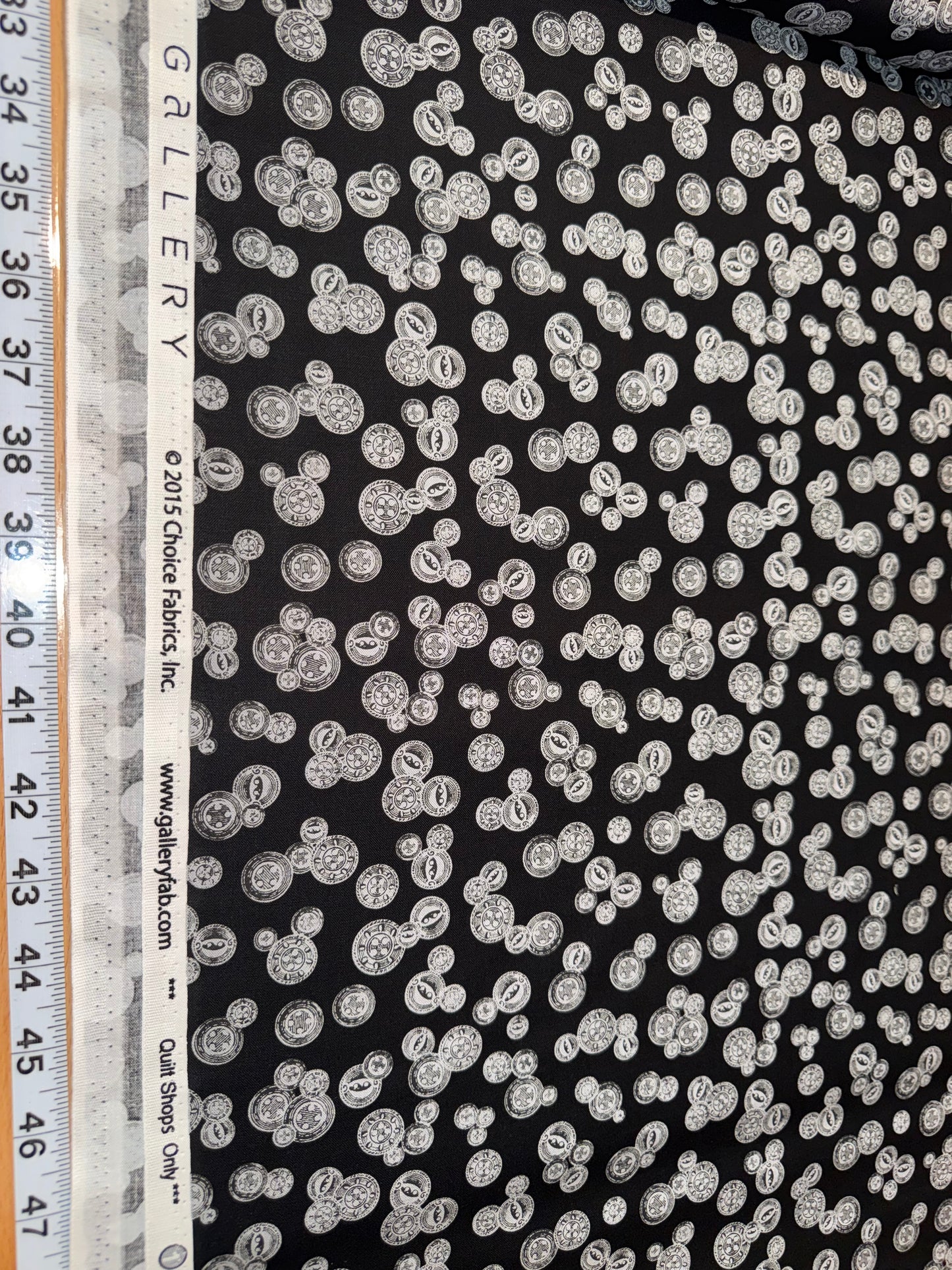Gallery Fabrics Vintage Sewing Buttons Quilting Cotton Fabric – Black Button Toss Print – 44/45" Wide